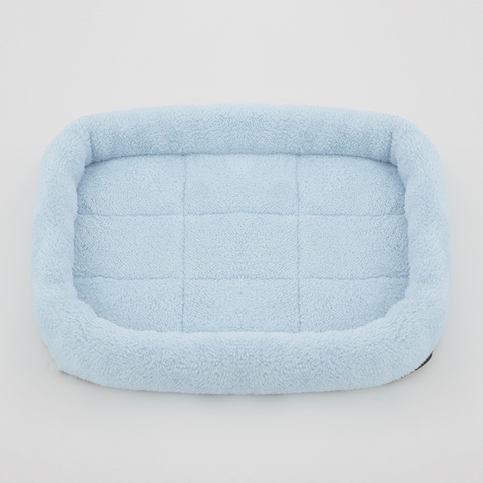 Cama cuadrada de felpa suave p - Pet Supplies Plus reseña y precio